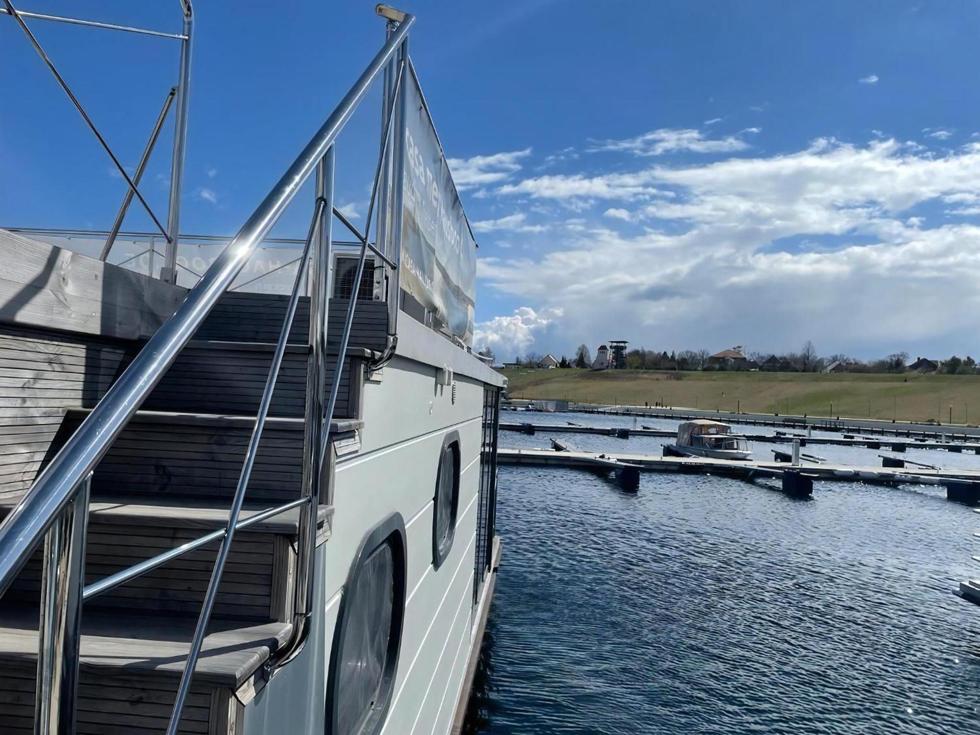 Hausboot Schiff Fuer 4 Personen Ca, 33 M Sup2 In Braunsbedra, Sachsen Anhalt Halle Saale Unstrut Region Exterior foto